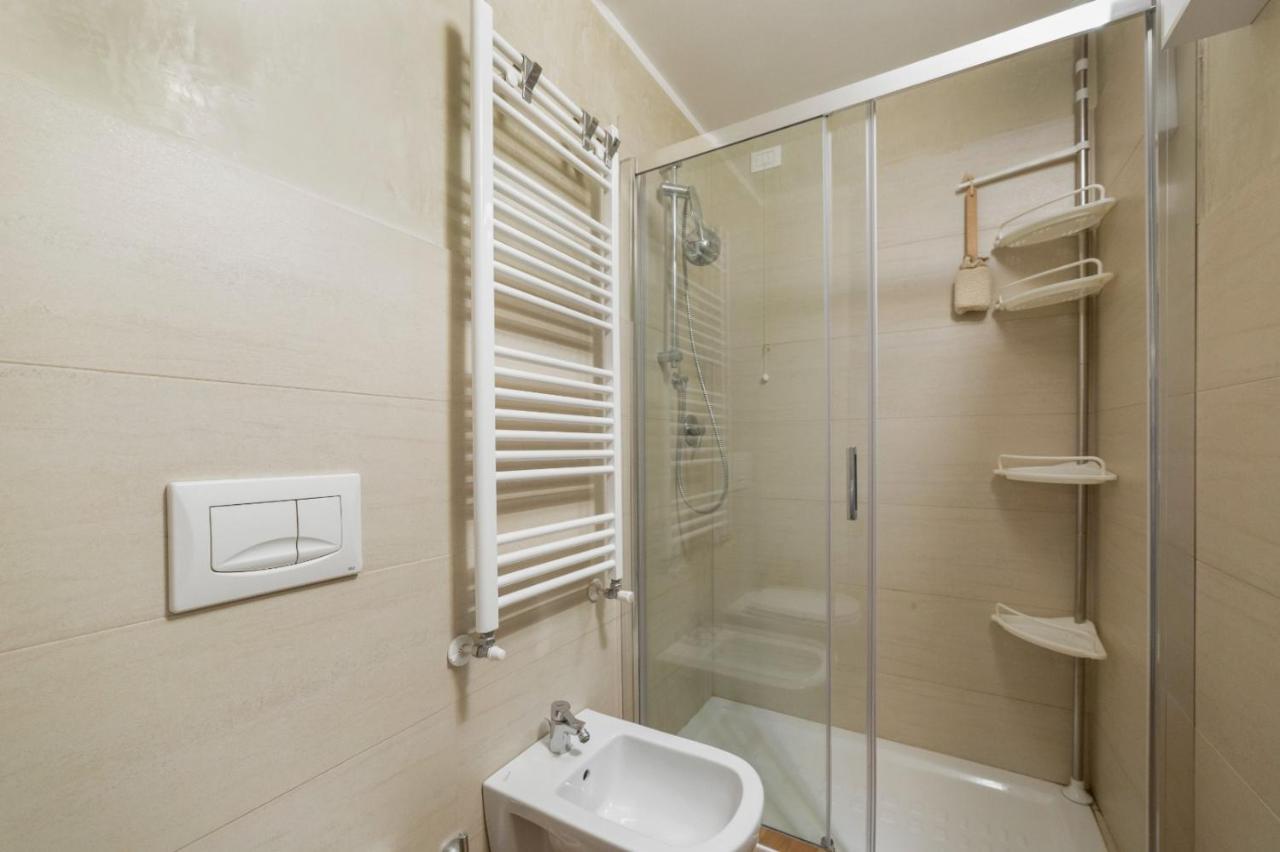 Dergano & Maciachini Cozy Apartment Milan Exterior photo